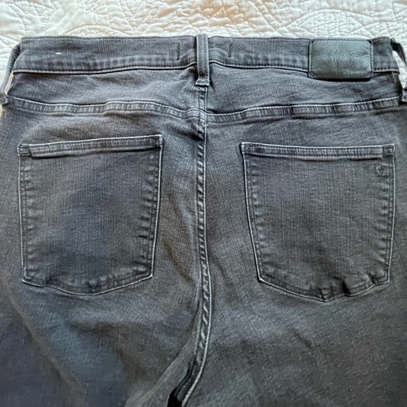 Madewell Button-fly Straight leg Jean - Picture 7 of 10